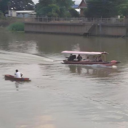 Jidapa Resort Ayutthaya Eksteriør billede