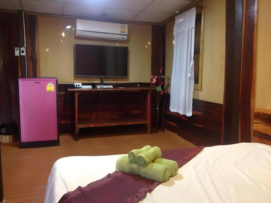 Jidapa Resort Ayutthaya Eksteriør billede