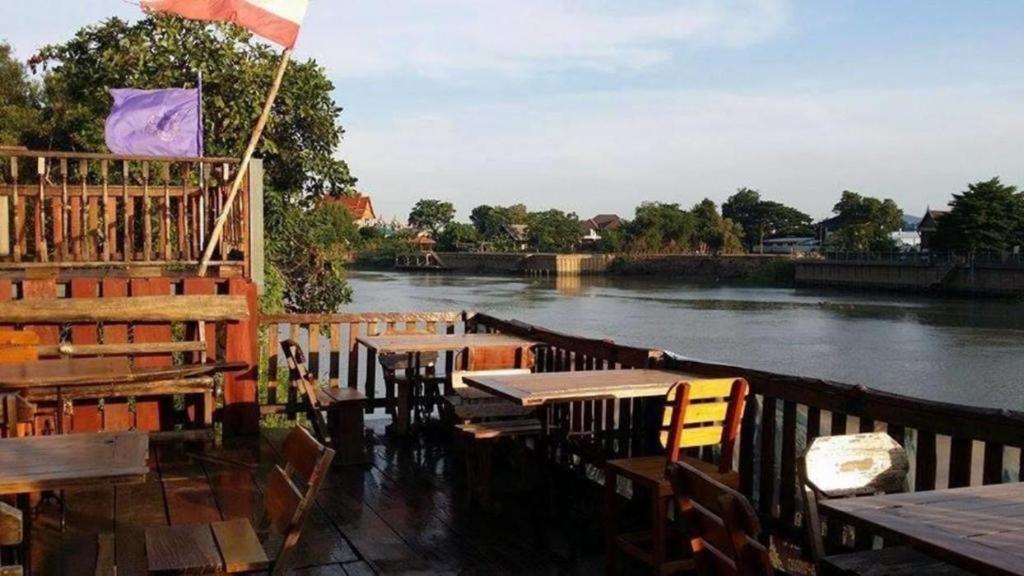 Jidapa Resort Ayutthaya Eksteriør billede