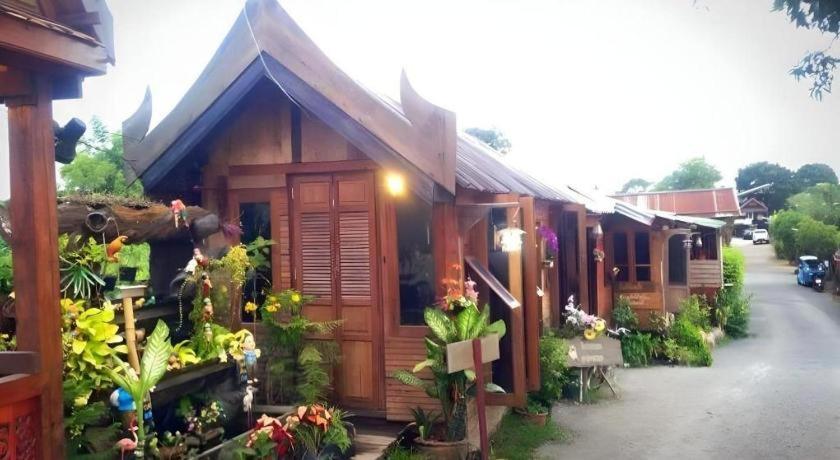 Jidapa Resort Ayutthaya Eksteriør billede