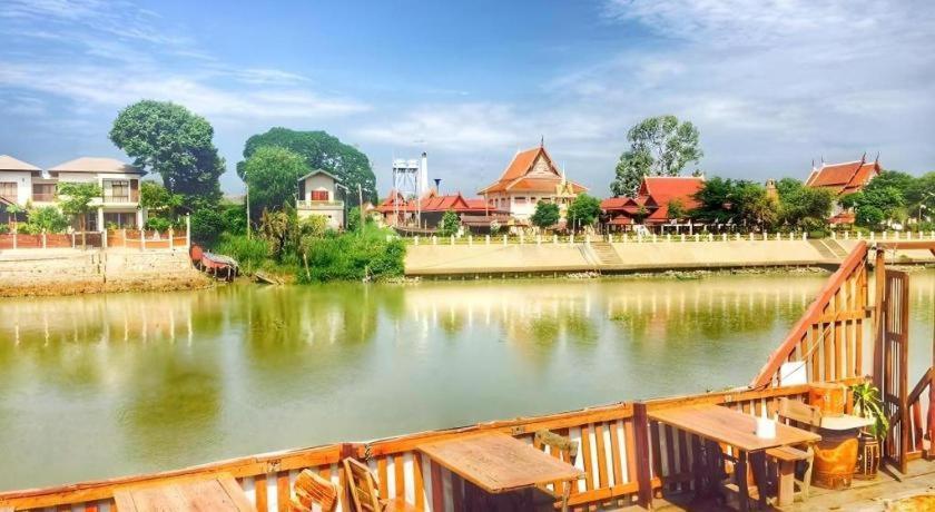 Jidapa Resort Ayutthaya Eksteriør billede