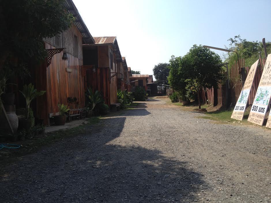 Jidapa Resort Ayutthaya Eksteriør billede